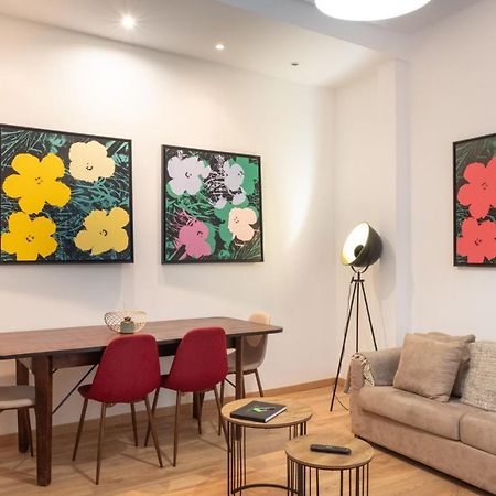 Central Apartment With Terrace By Lovelystay Lissabon Exterior foto