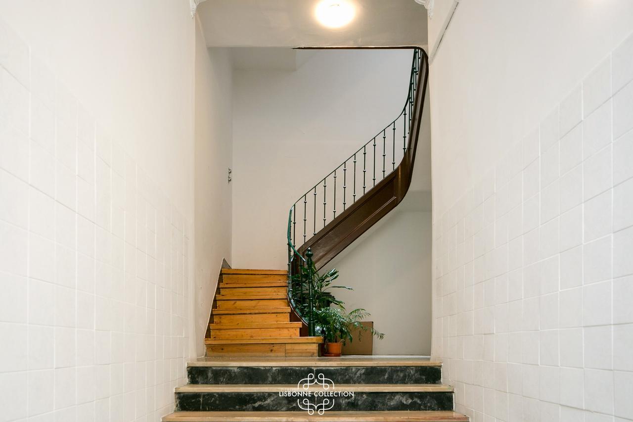 Central Apartment With Terrace By Lovelystay Lissabon Exterior foto