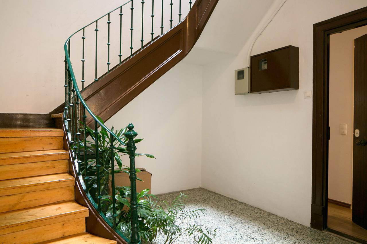 Central Apartment With Terrace By Lovelystay Lissabon Exterior foto